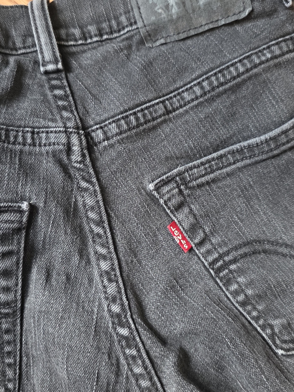 Levi's 511 Skinny Stretch Denim Jeans. Washed Black. 27x27